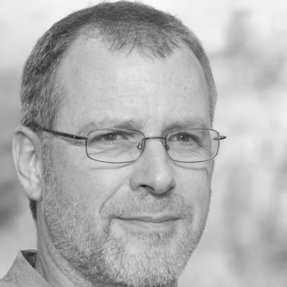 Portrait of instructor Tobias Brennan